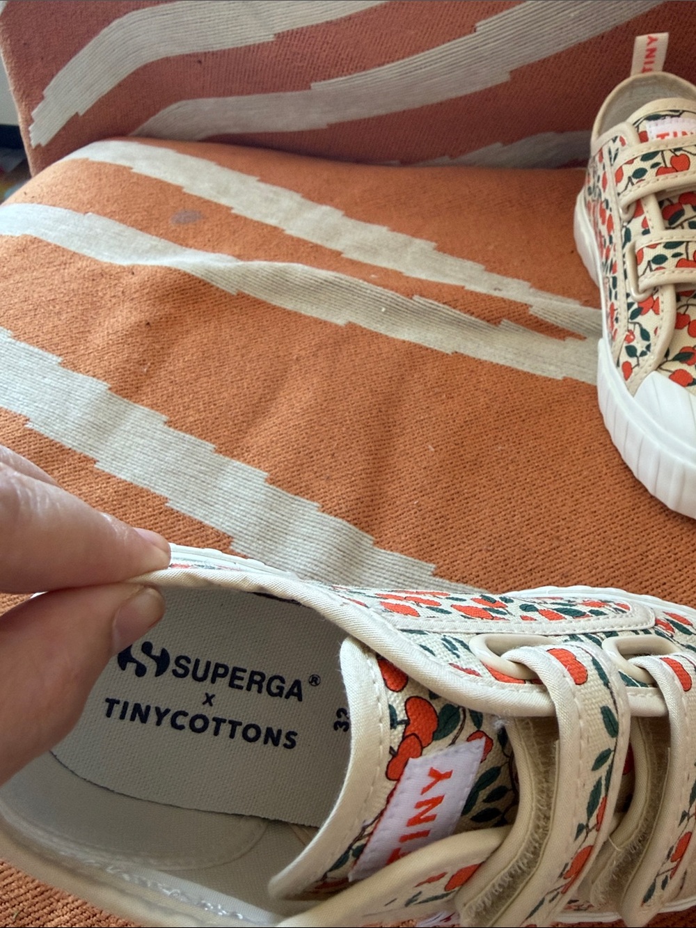 Tinycottons and Superga cream/cherry canvas Velcro sneakers - Picture 12 of 12